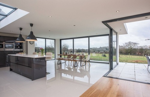 Roughton Cottage | Family-Friendly 3 Bedroom Retreat in Roughton, Near Cromer