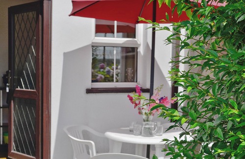 Bishopston Cottage | Family-Friendly 3 Bedroom Retreat in Murton, Near Swansea