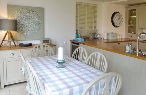 Truro Cottage | Experience Breathtaking Woodland Views at Our Pet-Friendly Retreat
