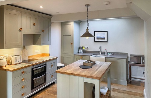 Ampleforth Cottage | 3 bedroom accommodation in Ampleforth, near Helmsley