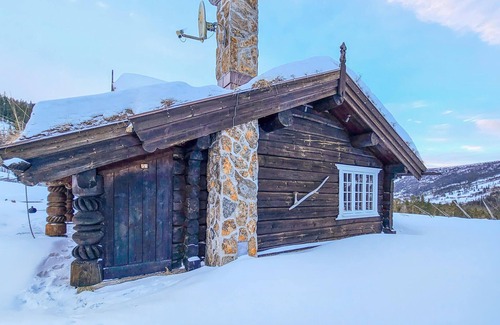 Nore og Uvdal House | Perfect 3-Bedroom Getaway in Beautiful Uvdal with Spa
