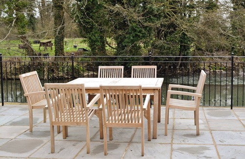 Frome Cottage | Guest Rated 10/10: 3 Bedroom Retreat in Spring Gardens