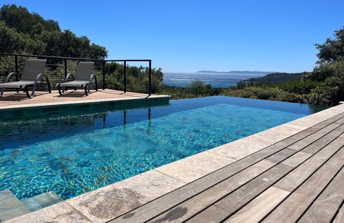 Cap Benat House | Beautiful 3-Bedroom Villa with Pool & Ocean View in Gaou Benat