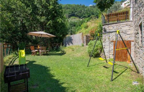 Benabbio Apartment | Charming Benabbio Apartment with Kitchen & Hot Tub