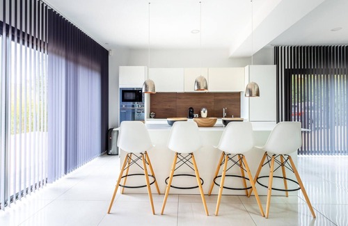 Allauch House | Embrace Relaxation at Architect's Villa with Pool & Garden