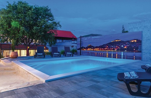 Bilice House | Perfect 3 Bedroom Retreat in Bilice with Ocean Views