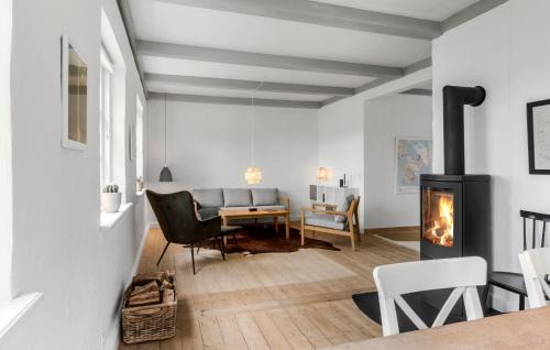 Stege House | Welcoming Stege Home with Wifi, Pet & Child Friendly
