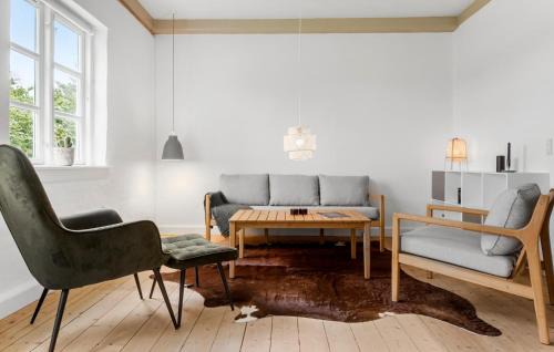 Stege House | Welcoming Stege Home with Wifi, Pet & Child Friendly