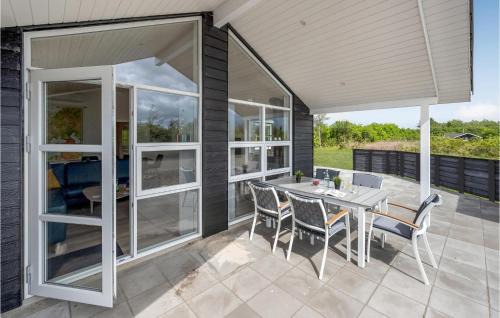 Skaven Strand House | Family-Friendly 3 Bedroom Home In Tarm – Rated 10/10