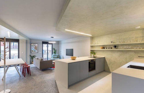 Murcia Apartment | 3-bedroom apartment in delightful Murcia with WiFi, AC
