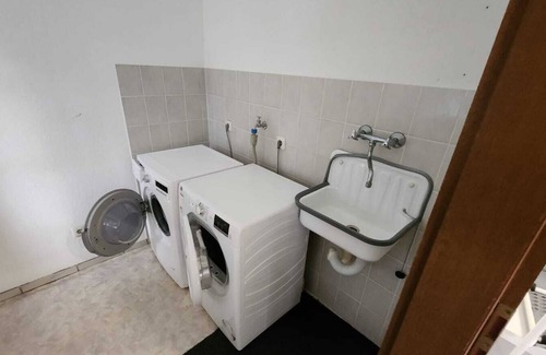 Wellingholzhausen Apartment | Pet-Friendly Vrbo Property Ideal for Family Getaways
