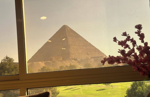 Giza Apartment | 3-bedroom apartment in nice direct pyramids view with AC, WiFi