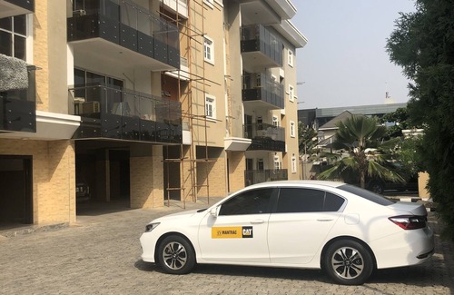 Ofin Apartment | Spacious 3 Bedroom Apartment in Victoria Island with Pool