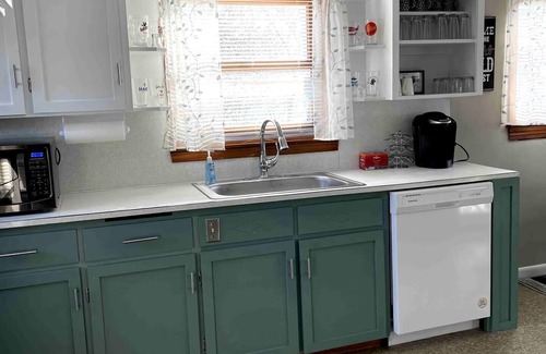 St Ignace Apartment | 3-bedroom apartment walking distance to Mackinac Island Ferry and downtown, WiFi