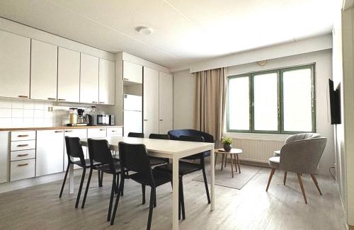 Pori Apartment | 3-bedroom apt, FREE parking&wifi
