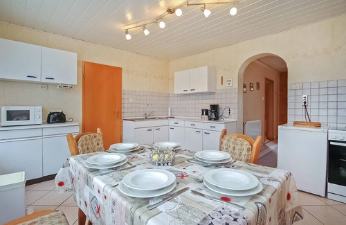 Ummanz House | Top-Rated 3 Bedroom Accommodation in Lüßvitz with Spa