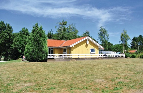 Tranekaer House | Inviting 3 Bedroom Accommodation with Scenic Ocean Views