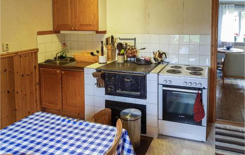 Vaxjo Municipality House | Family-Friendly 3 Bedroom Home in Vibrant Vxj Area