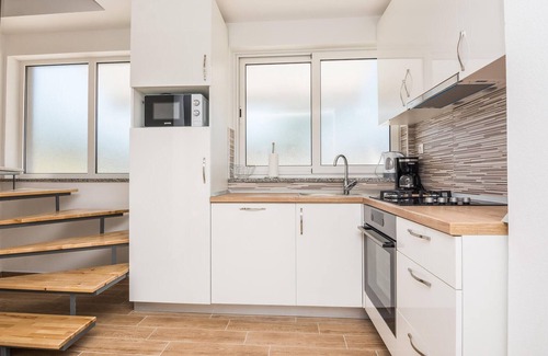 Donje Rastane House | Family-Friendly 3 Bedroom Retreat in Donje Rastane