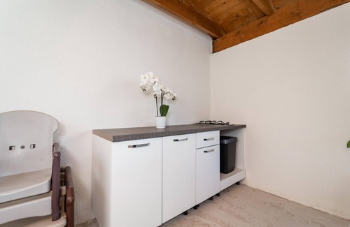 Donje Rastane House | Family-Friendly 3 Bedroom Retreat in Donje Rastane