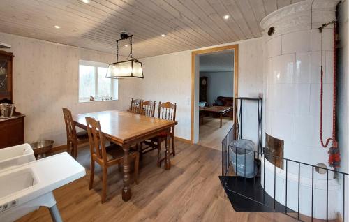 Lonashult House | Family-Friendly 3 Bedroom Home in Lönashult, Pet Welcoming