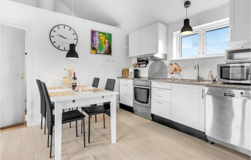 Balka House | Family-Friendly 3 Bedroom Home in Nexø with Pet Amenities