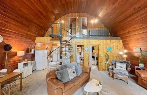 Candle Lake Cabin | Family-Friendly 3 Bedroom Cabin at Candle Lake Beach