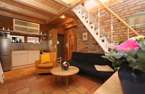 Zempin House | Oceanfront 3-Bedroom Cottage "GR 1904" - Rated Perfect 10/10