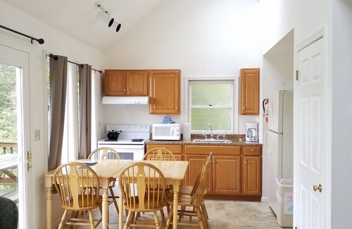 Cooperstown - Otsego Lake Cottage | Family-Friendly 3 Bedroom Cottage by Otsego Lake, Cooperstown