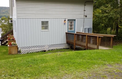 Cooperstown - Otsego Lake Cottage | Family-Friendly 3 Bedroom Cottage by Otsego Lake, Cooperstown