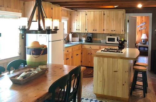 Phippsburg Cottage | Steps from Popham Beach: 3 Bedroom Cottage with Ocean Views