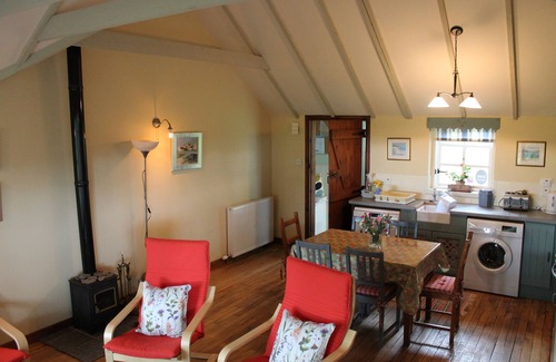 Boyndie Cottage | Idyllic 3-Bedroom Cottage with Scenic Garden and Countryside Views
