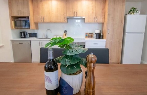 Albany Cottage | Central Location 3-Bedroom Cottage Perfect for Families
