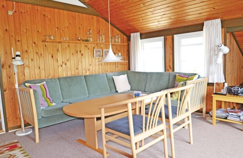 Bjerregard Strand House | Idyllic Vacation Home Near the Breathtaking North Sea