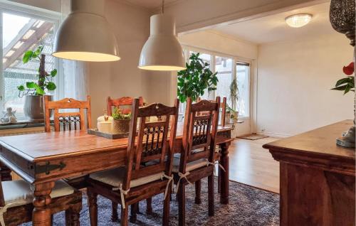 Alingsas House | 3 Bedroom Cozy Home In Alingsås