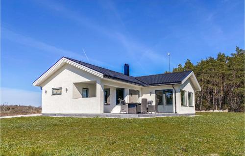 Tofta House | Inviting 3 Bedroom Home in Gotlands Tofta - Pet Friendly