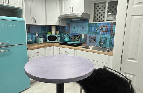 Montclair House | 3-bedroom duplex with a 15 min walk to NYC trains