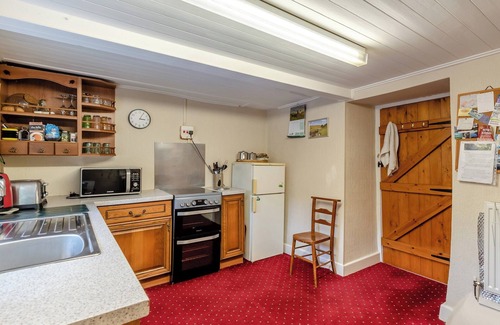 Penrith Cottage | Cozy 3-Bedroom Retreat in Bampton Near Penrith