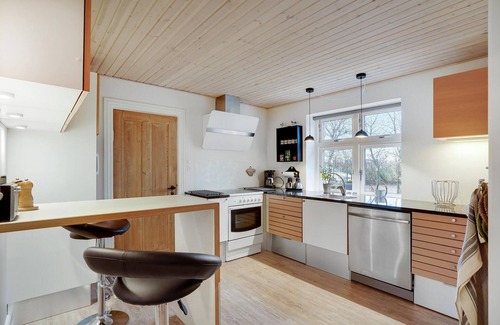 Lem House | Charming Renovated Country Estate with Spa & Breakfast