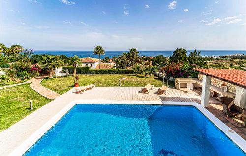 La Gaspara House | Beautiful 3 Bedroom Home in Estepona with Pool & Pet Friendly