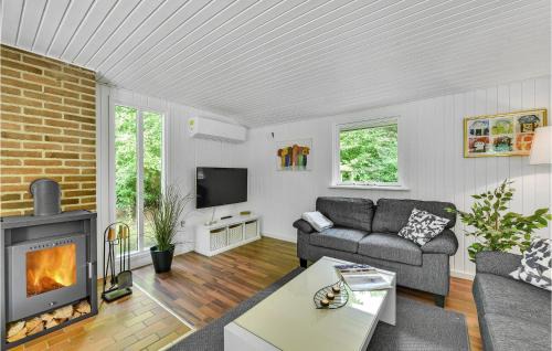 Jegum House | Family-Friendly Home in Oksbøl with Fully Equipped Kitchen