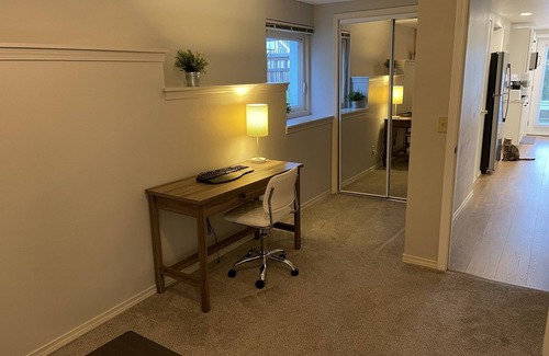 New Tacoma Apartment | Explore Our 3 Bedroom Historic Apartment in Tacoma