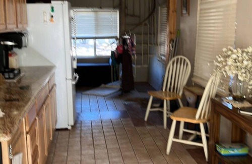 Payson Cabin | Peaceful 3-Bedroom Retreat with Pool and Ocean Views