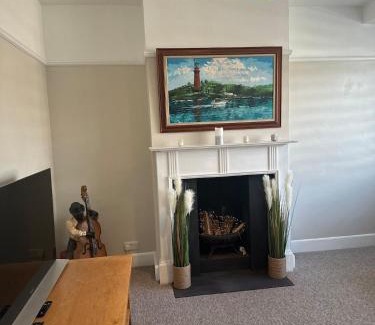 Worthing House | 3 Bedroom Home In Worthing Perfect For Long And Short Stays