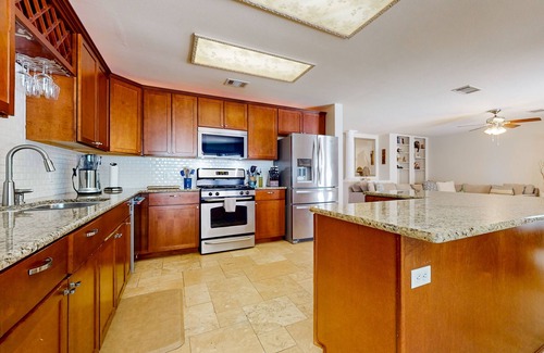 Deer Park At Maple Run House | 3-bedroom home with private pool, gym room, close to Downtown Austin