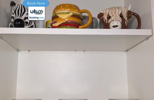 Leicester House | 3 Bedroom House By WillCo Property Short Lets & Serviced Accommodation Leicester With Games, Parking, Projector & Perfect For Contractors