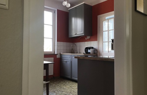 Ludwigsburg Apartment | Beautiful 3 Bedroom Jugendstilwohnung by the Castle