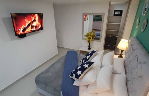 Robledo Apartment | Spacious 3 Bedroom Loft with Pool, Gym, and Balcony