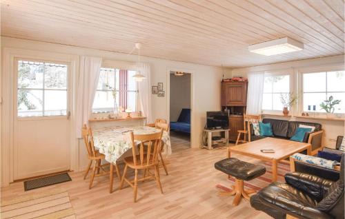 Langav House | Pet Friendly Retreat in Sysslebäck with Kitchen Access