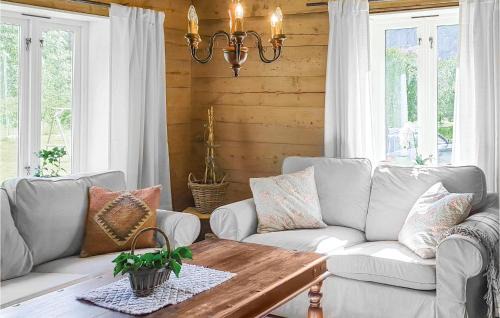 Lindas House | Family-Friendly 3 Bedroom Home in Vikanes, Rated 7/10